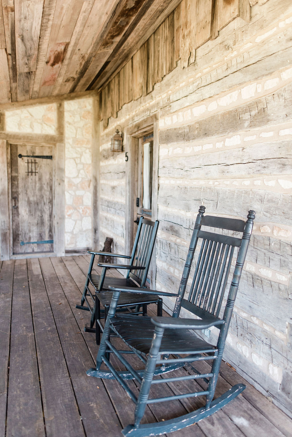 contigo-ranch-fredericksburg-cabin-5