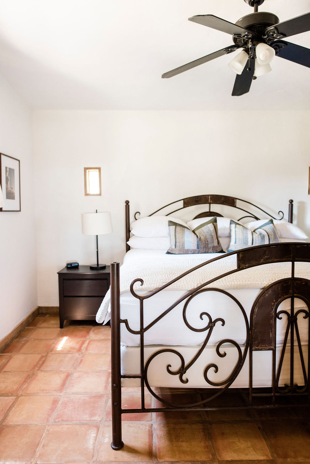 contigo-ranch-getaway-fredericksburg-texas-cabin-2